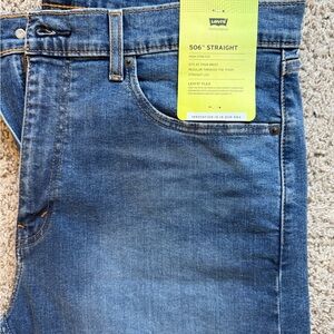 Levi's Straight Fit Denim Jeans - Classic Blue